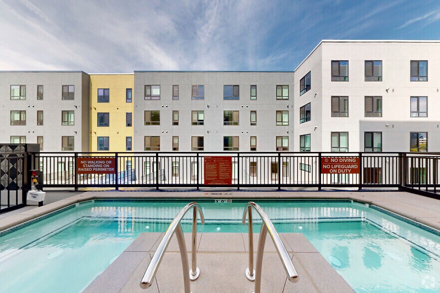 More Photos Of 1040 Santa Fe Dr, Denver Apartments For Lease