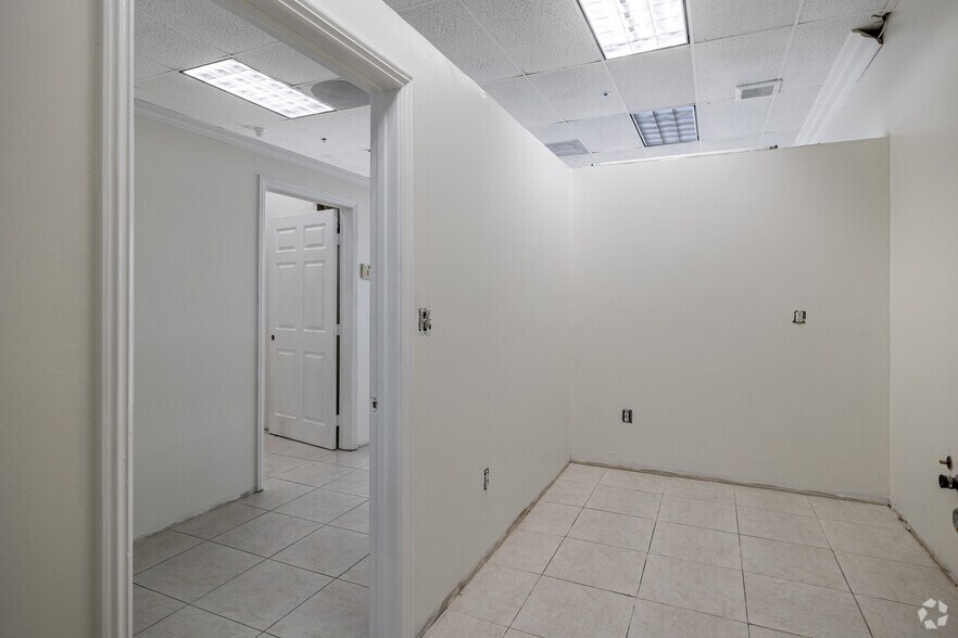 More Photos Of 10120-10130 Garden Grove Blvd, Garden Grove Unknown For Lease