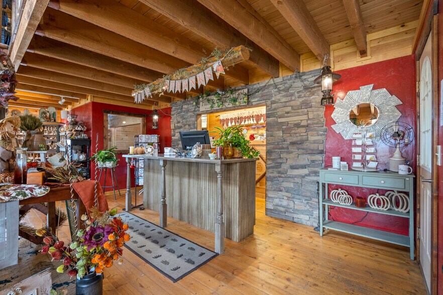 More Photos Of 280 W 500 S, Fillmore Storefront Retail Office For Sale