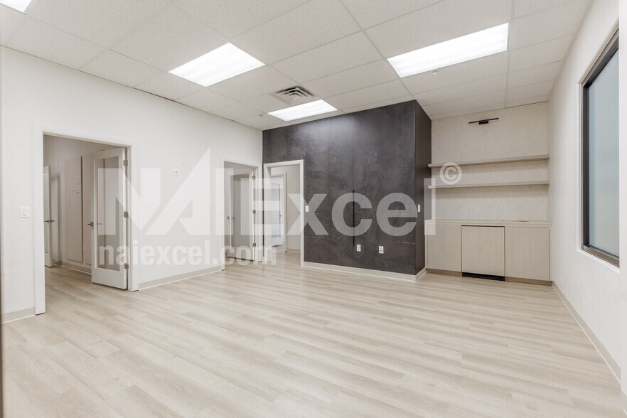 More Photos Of 1173 S 250 W, St George Office Residential For Lease