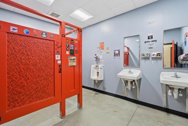 More Photos Of 334 W Main Ave, Gastonia Restaurant For Sale