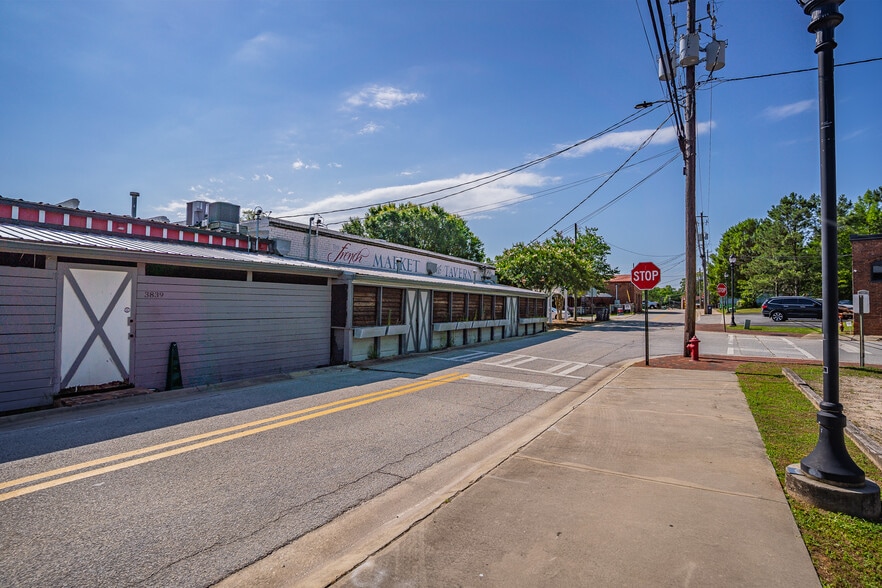 More Photos Of 3840 Highway 42, Locust Grove Restaurant For Sale