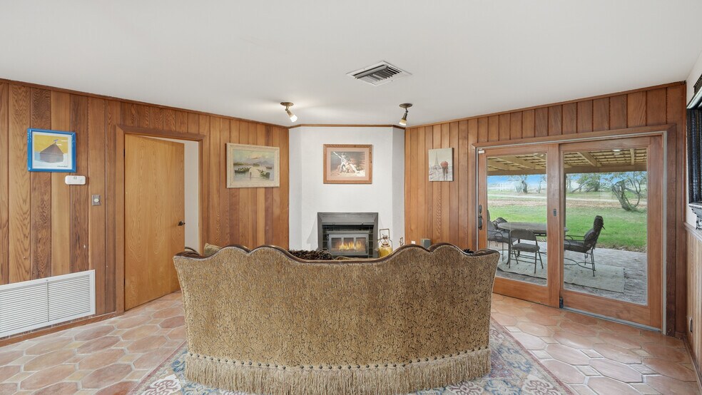 More Photos Of 1211 Leissner School Rd, Seguin Land For Sale