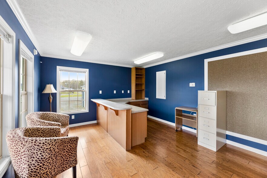 More Photos Of 417 W Church St, Richfield General Retail For Sale