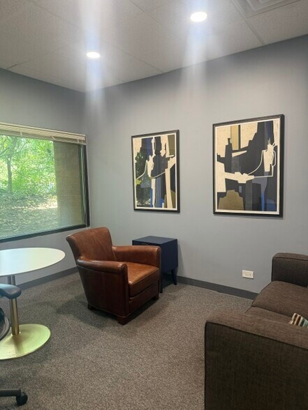 More Photos Of 666 Dundee Rd, Northbrook Office For Lease