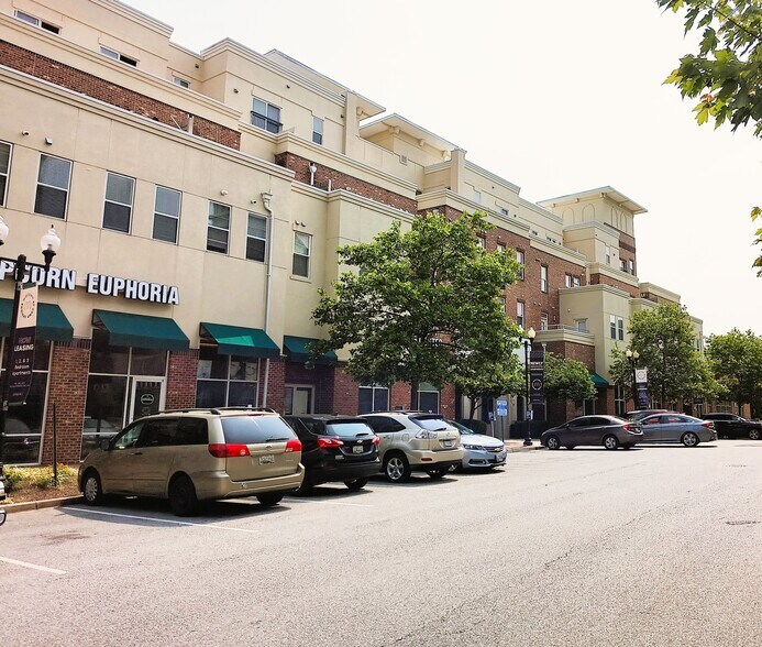 More Photos Of 4400 Telfair Blvd, Camp Springs Apartments For Lease