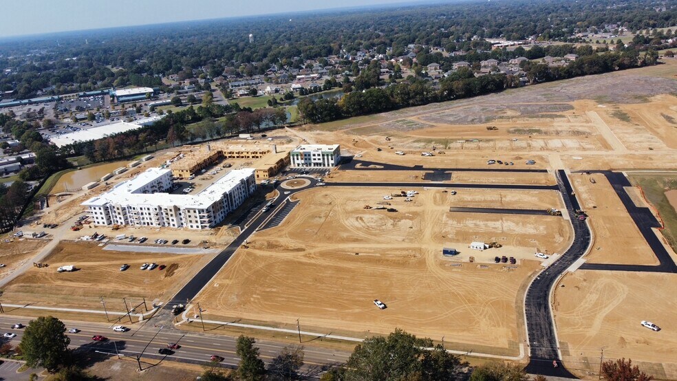 More Photos Of 6896 US Highway 70, Bartlett Restaurant For Lease