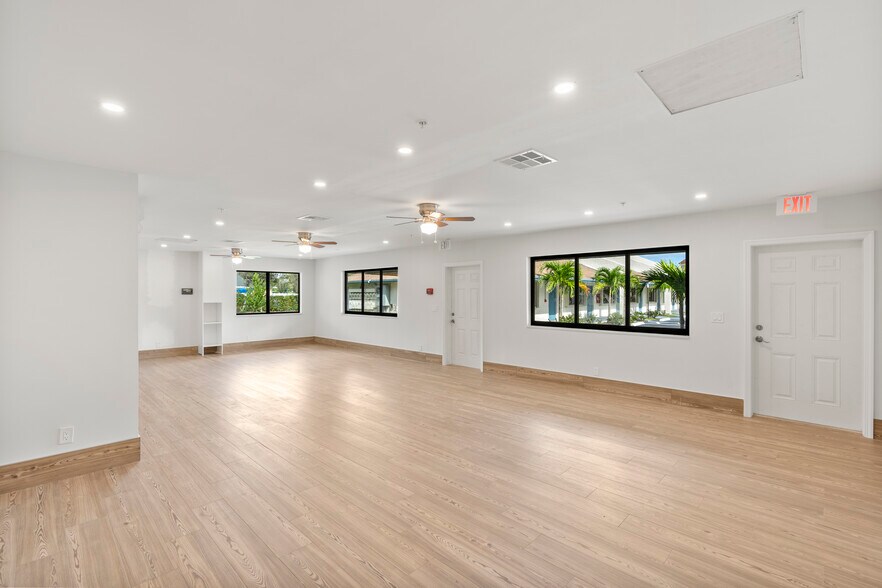 More Photos Of 4177 S Congress Ave, Lake Worth Apartments For Sale