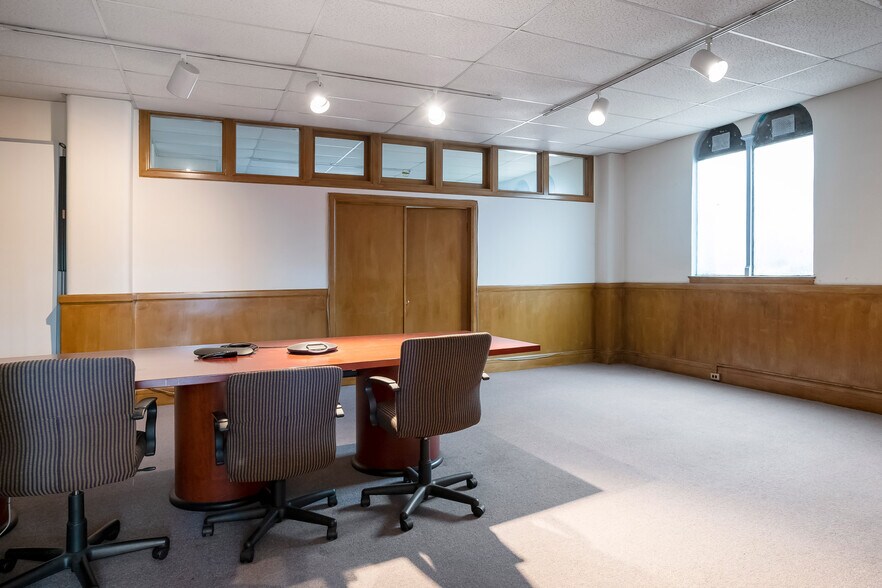 More Photos Of 1980 Mission St, San Francisco Office For Sale