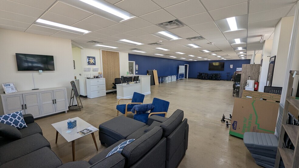 More Photos Of 315 Harwood Rd, Bedford Loft Creative Space For Lease