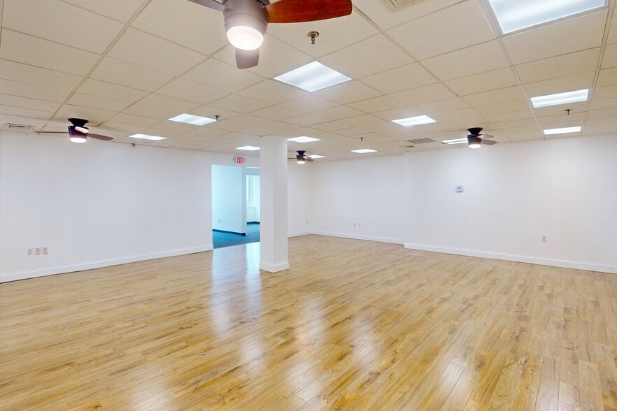 More Photos Of 552-564 Massachusetts Ave, Cambridge Office For Lease