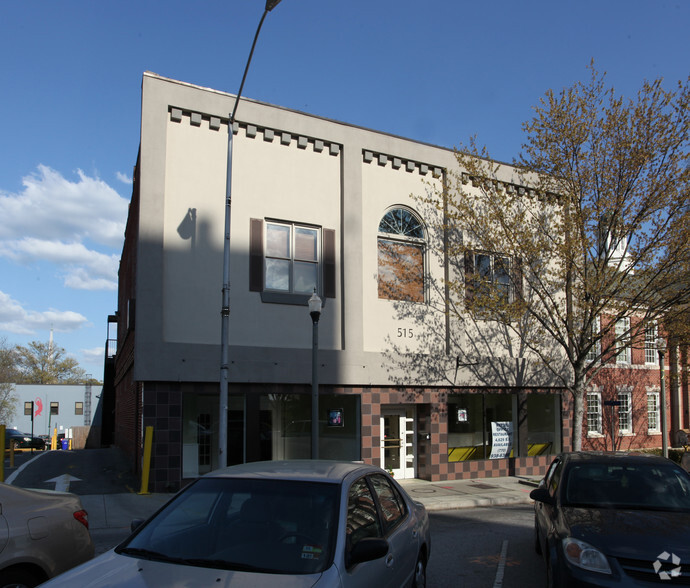 Primary Photo Of 515 N McDonough St, Decatur Storefront For Lease