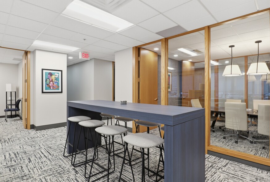 More Photos Of 1000 Pittsford Victor Rd, Pittsford Office For Lease
