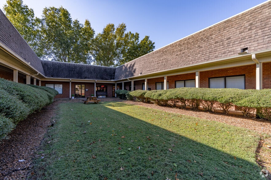 More Photos Of 6255-6273 E Stage Plz, Bartlett Office For Lease