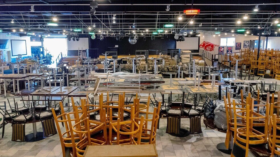 More Photos Of 8624 I 30, Little Rock Restaurant For Sale