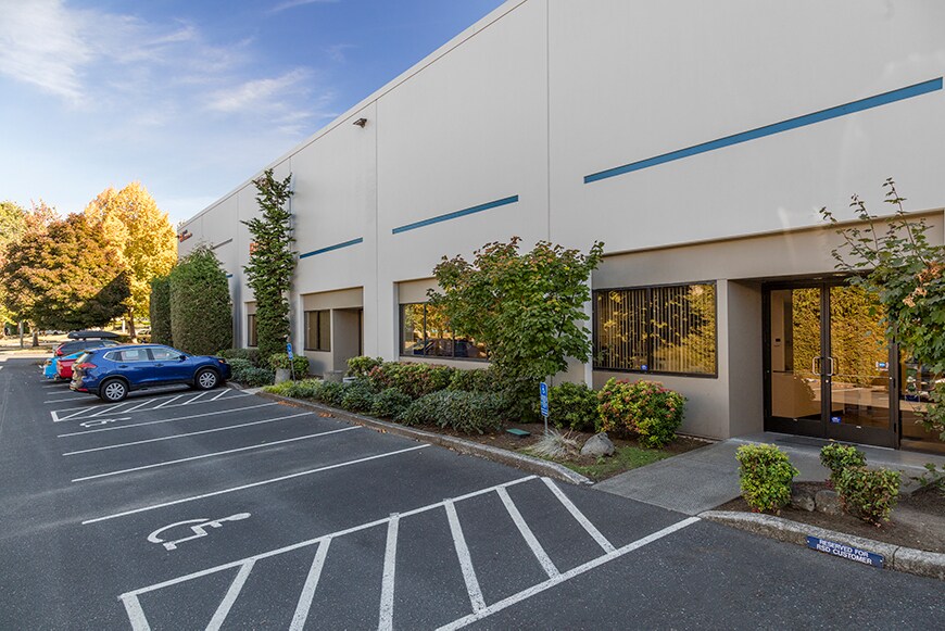 More Photos Of 16505-16575 SW 72nd Ave, Portland Industrial For Lease