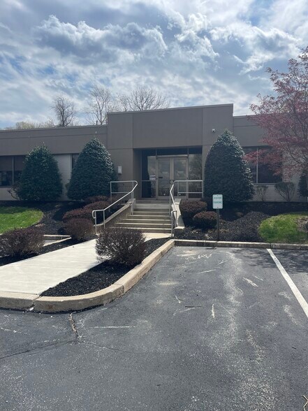 More Photos Of ,  Office For Sale