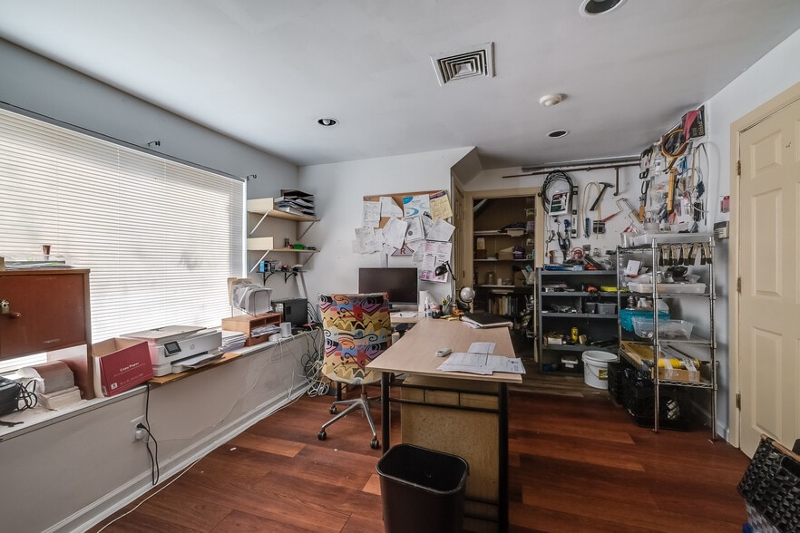 More Photos Of 292 Passaic Ave, Fairfield Restaurant For Sale