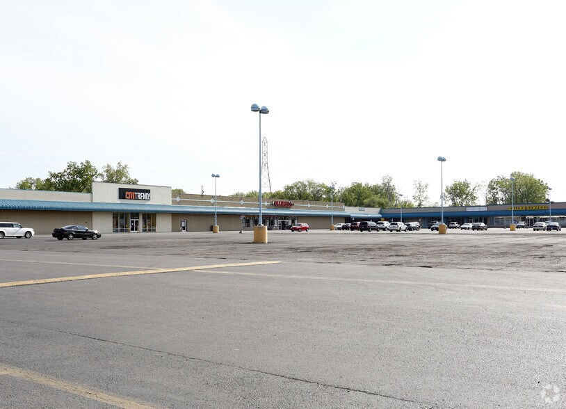 More Photos Of 120-260 W Northern Ave, Lima Unknown For Lease