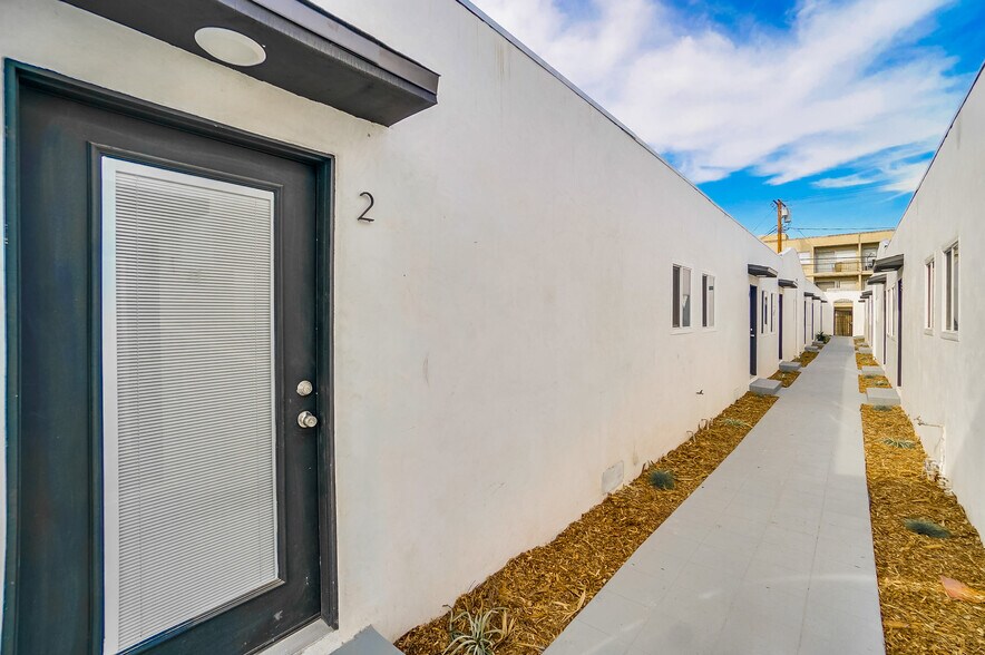 More Photos Of 711 E 6th St, Long Beach Apartments For Sale