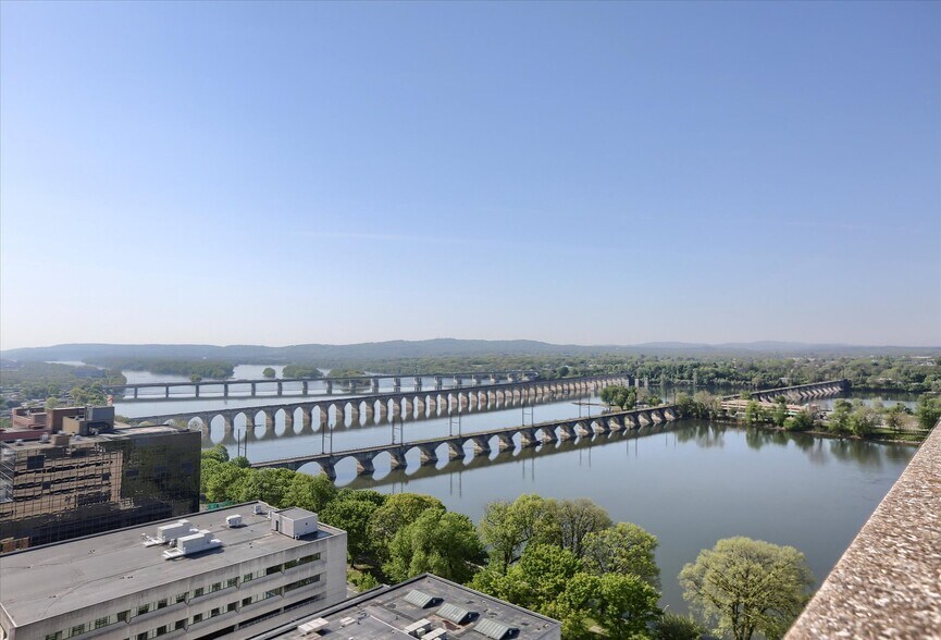 More Photos Of 2 N 2nd St, Harrisburg Office For Lease