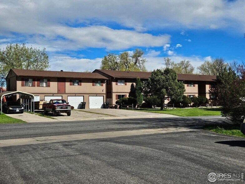 More Photos Of 3328 McConnell Dr, Laporte Apartments For Sale