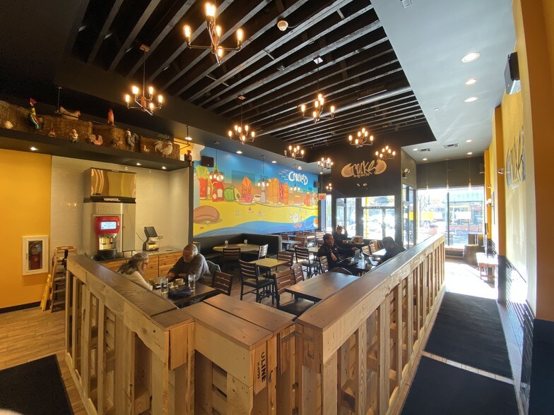 More Photos Of 1359 N Milwaukee Ave, Chicago Restaurant For Sale