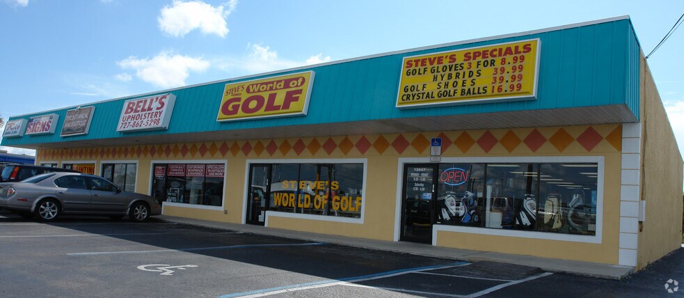 Primary Photo Of 12635-12647 US Highway 19, Hudson Storefront Retail Office For Lease