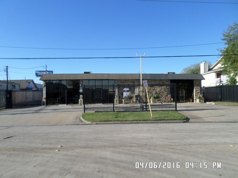 More Photos Of 2222 Cypress Landing Dr, Houston Storefront Retail Office For Sale