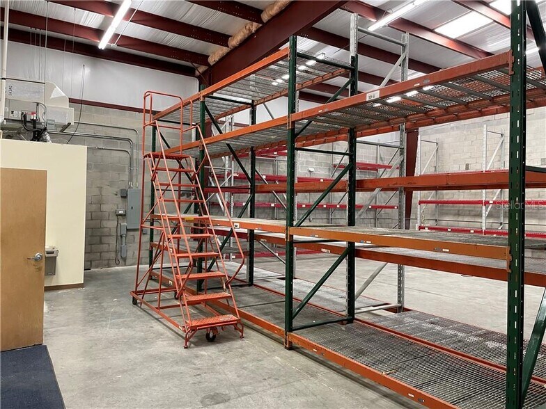 More Photos Of 206 Reece Way, Casselberry Warehouse For Sale