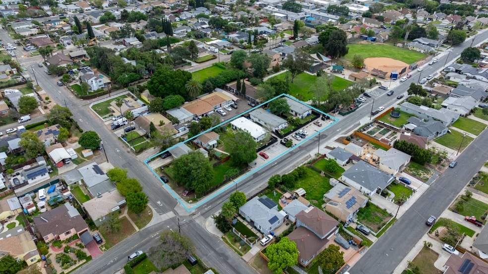 Primary Photo Of 6935 Hoffman Ave, La Mesa Apartments For Sale