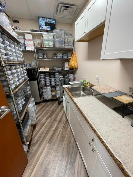 More Photos Of 2405 Whittier Dr, Frederick Medical For Lease