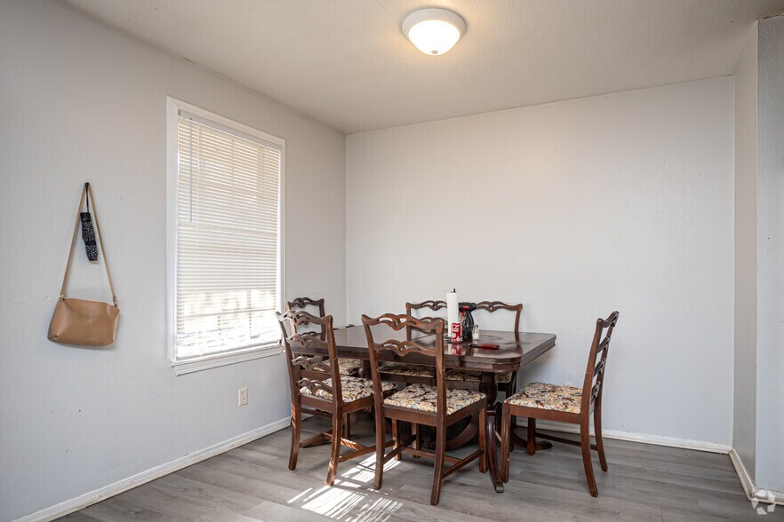 More Photos Of 4021 Hessmer Ave, Metairie Apartments For Sale