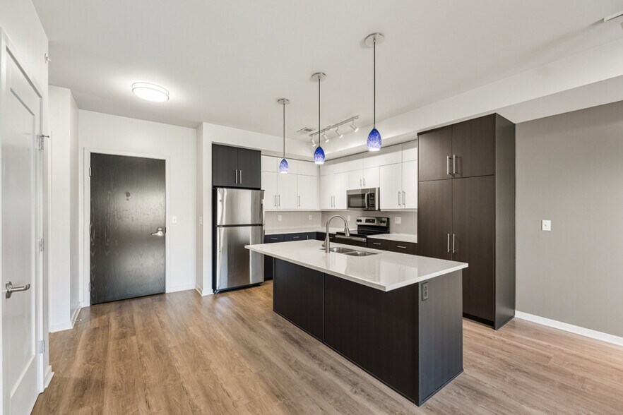 More Photos Of 7900 Conser St, Overland Park Apartments For Sale