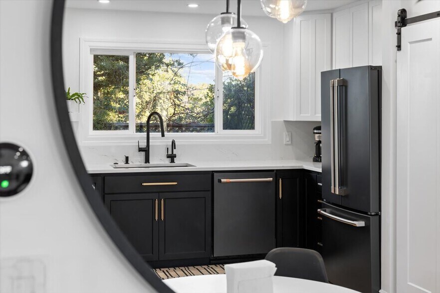 More Photos Of 1337 Creekside Ct, Healdsburg Multifamily For Sale