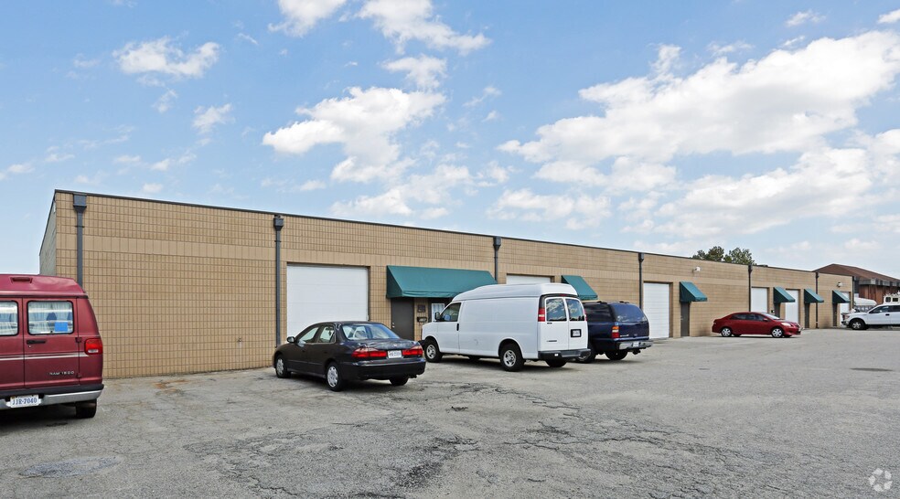 More Photos Of 5178-5194 Cleveland St, Virginia Beach Flex For Lease