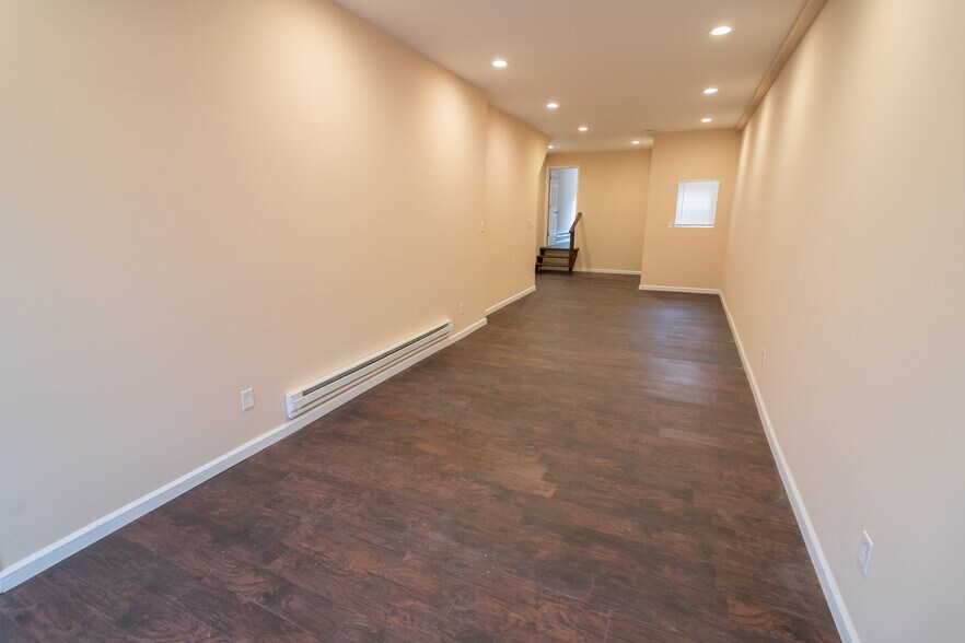 More Photos Of 6002 Master St, Philadelphia Storefront For Sale