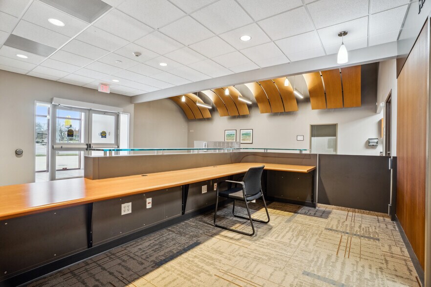 More Photos Of 1414 Main St, Keokuk Office For Sale