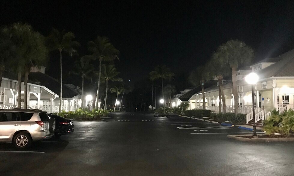 More Photos Of 10621 Airport Pulling Rd, Naples Unknown For Lease