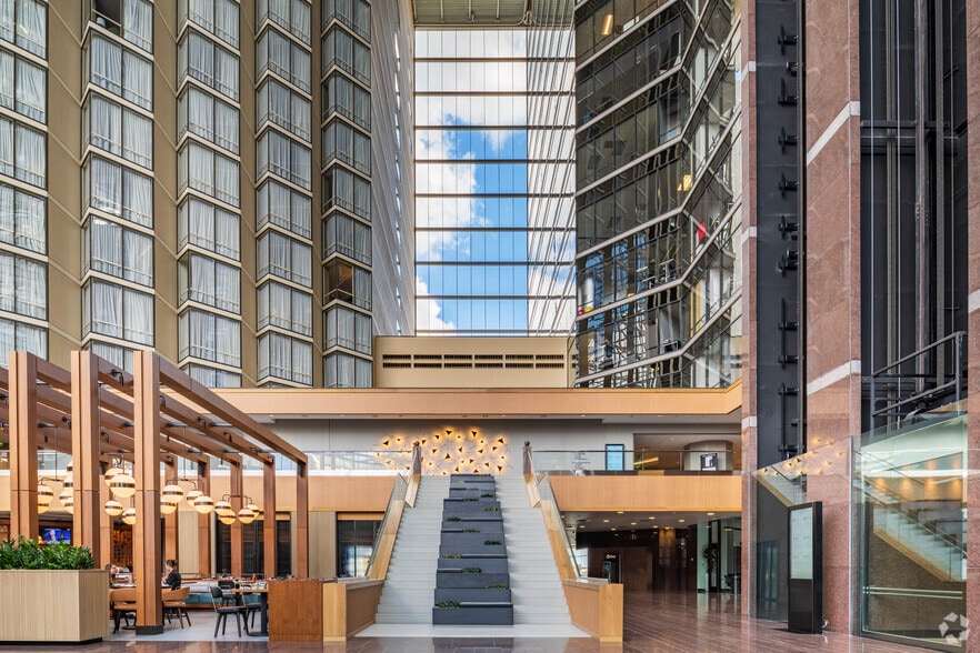 More Photos Of 701 Brazos St, Austin Office For Lease