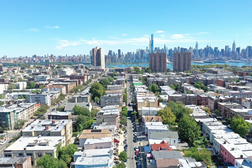 More Photos Of 5806-5810 Bergenline Ave, West New York Unknown For Lease