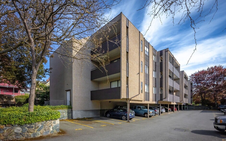More Photos Of 1180 Fort St, Victoria Apartments For Sale