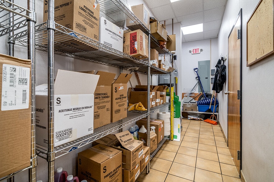 More Photos Of 2214 Plainfield Pike, Cranston Fast Food For Sale