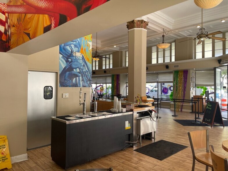 More Photos Of 200 Dauphin St, Mobile Storefront Retail Office For Lease