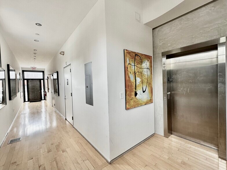 More Photos Of 12 Havemeyer Pl, Greenwich Office For Lease