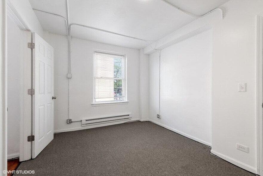 More Photos Of 7270 S South Shore Dr, Chicago Apartments For Sale