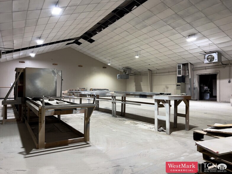 More Photos Of 12208 C R 3100, Slaton Industrial For Lease