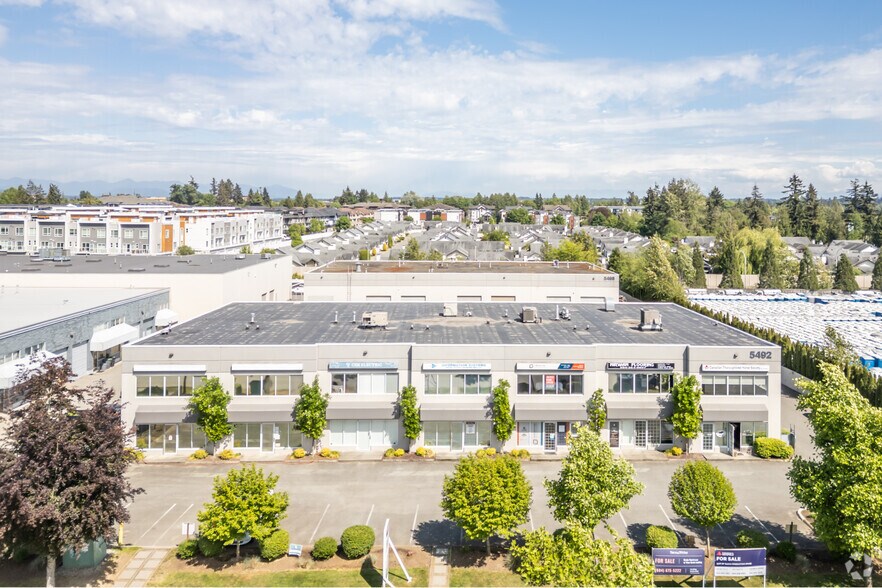 More Photos Of 5492 Production Blvd, Surrey Warehouse For Sale
