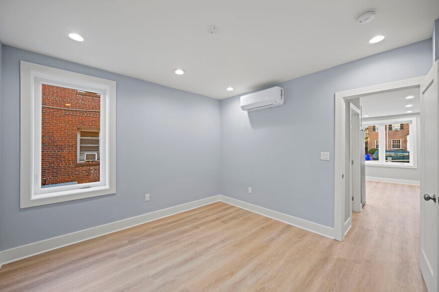 More Photos Of 4535 Avondale St, Bethesda Apartments For Sale