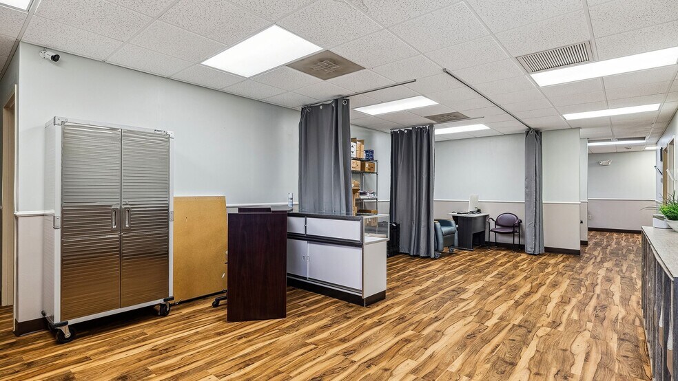 More Photos Of 2149 Valleygate Dr, Fayetteville Medical For Sale